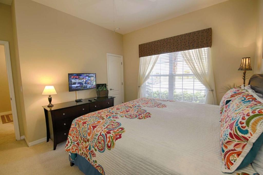 Room image 2